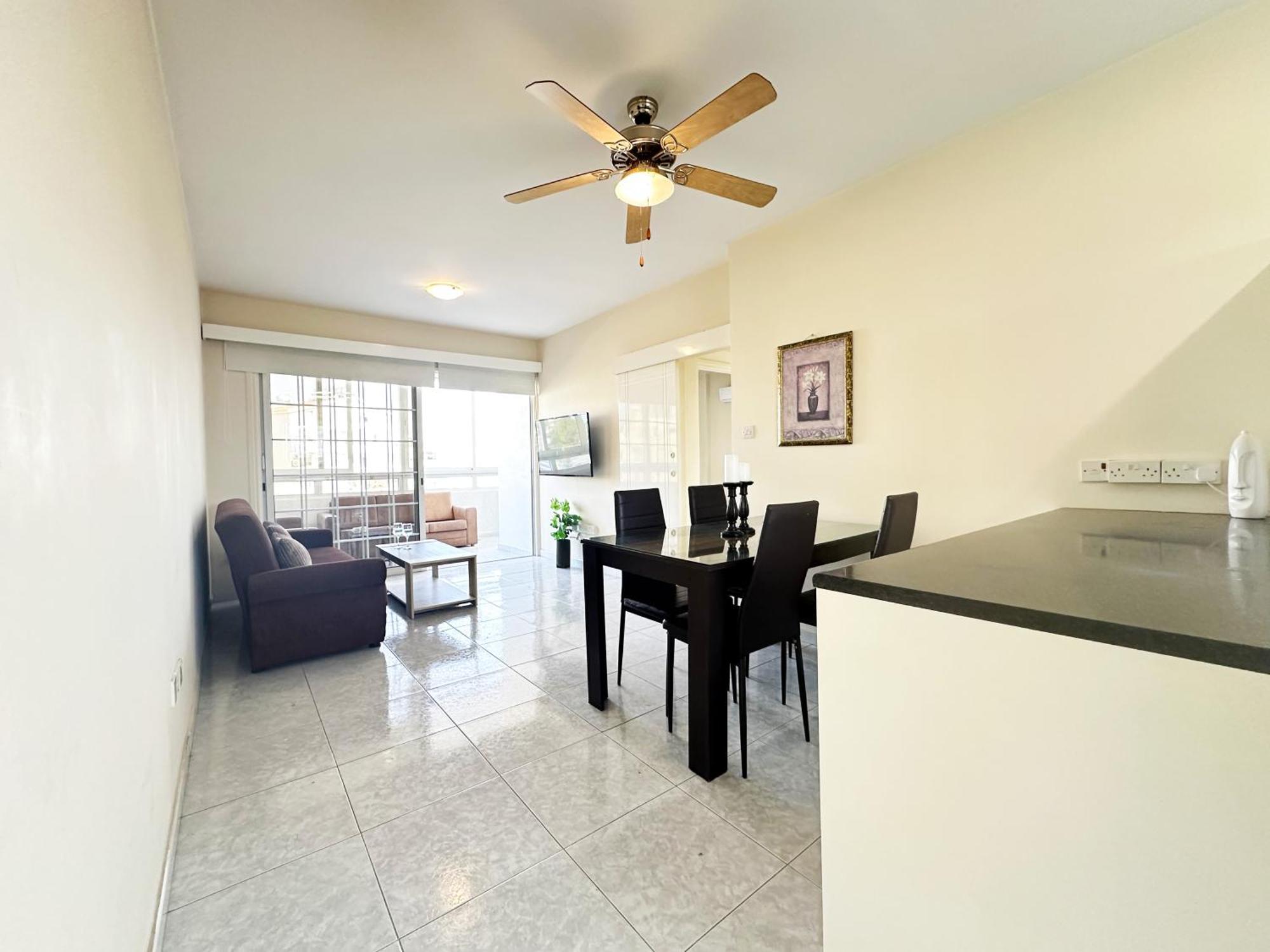 Serenity Sunrise Holiday Apt - Larnaca Luaran gambar