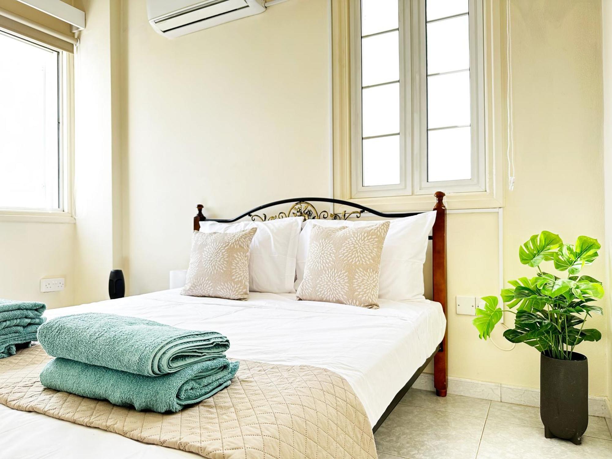 Serenity Sunrise Holiday Apt - Larnaca Luaran gambar