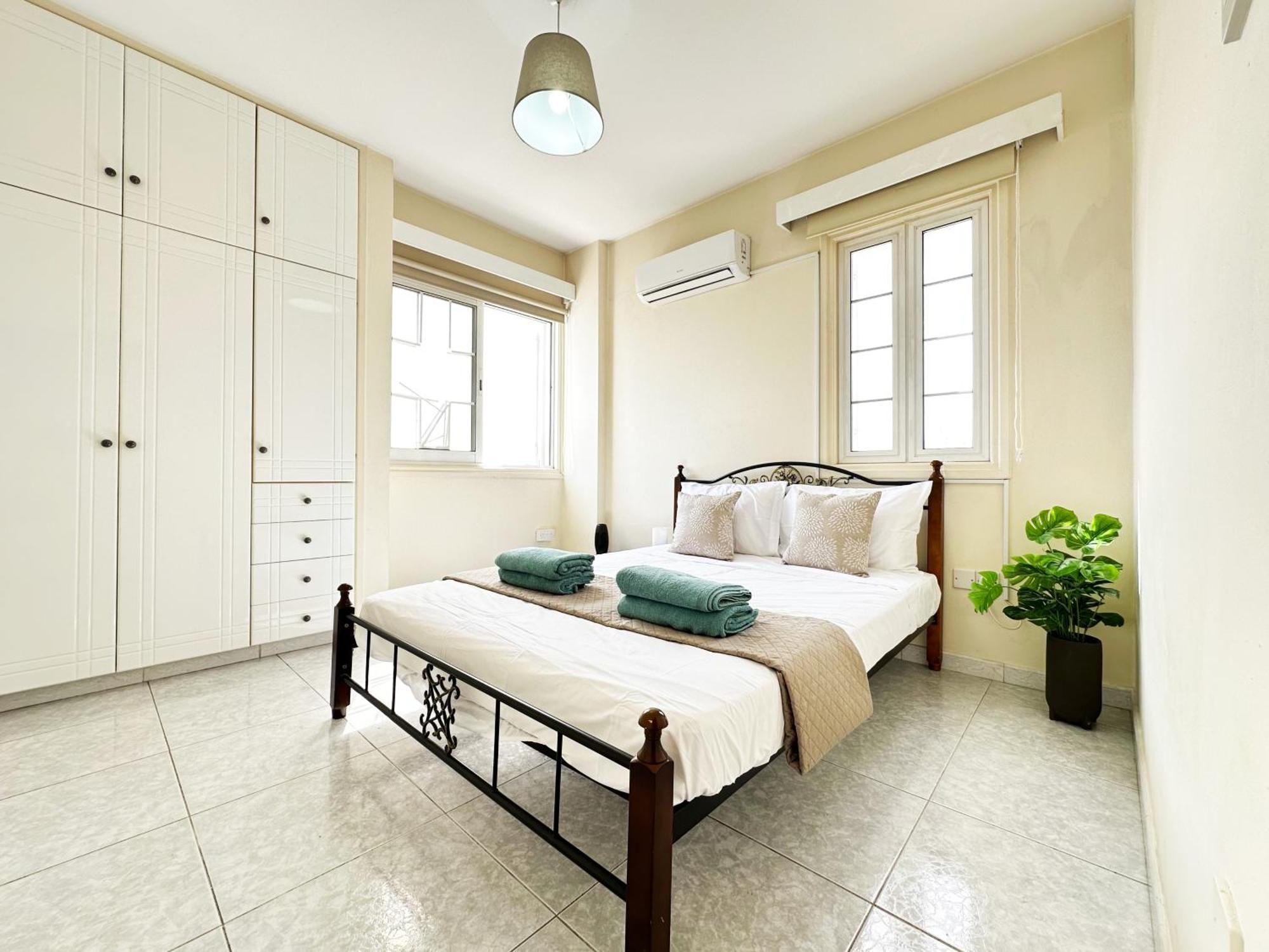 Serenity Sunrise Holiday Apt - Larnaca Luaran gambar